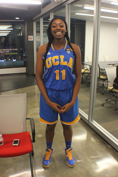 <p>UCLA senior forward Atonye Nyingifa sporting her Bruin-themed Adidas kicks and the socks to match.</p>
