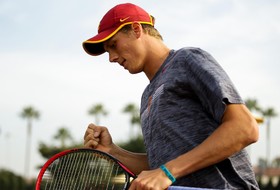 No. 1 USC Whips Up 6-1 Win At Wisconsin